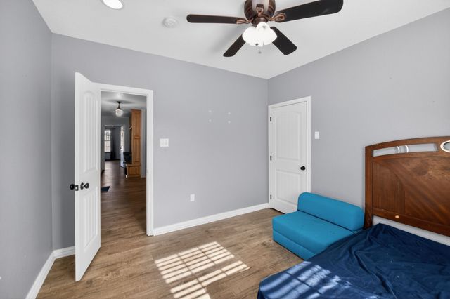 400 N Avenue A, Springtown, TX 76082