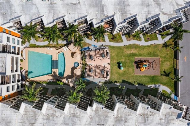 813 Travis Street 323, Mission, TX 78572