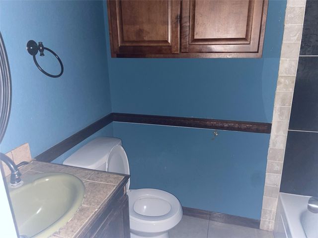 10751 Corona Lane, Houston, TX 77072