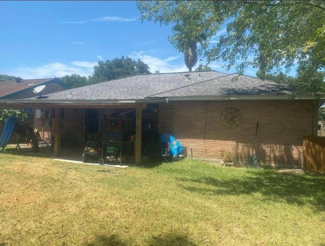 10751 Corona Lane, Houston, TX 77072