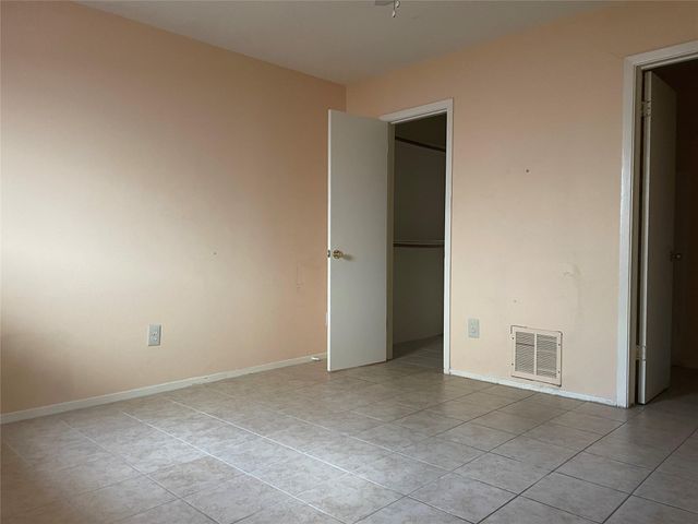 10751 Corona Lane, Houston, TX 77072