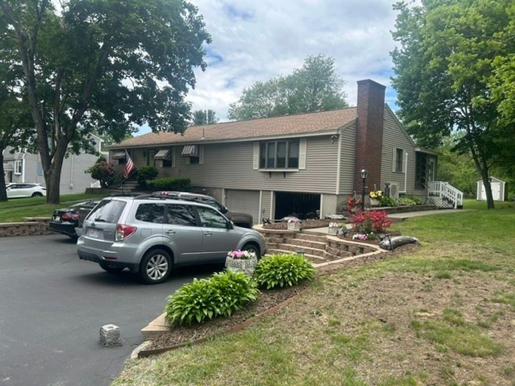 35 Forest Park Road Right-Rear, Dracut, MA 01826