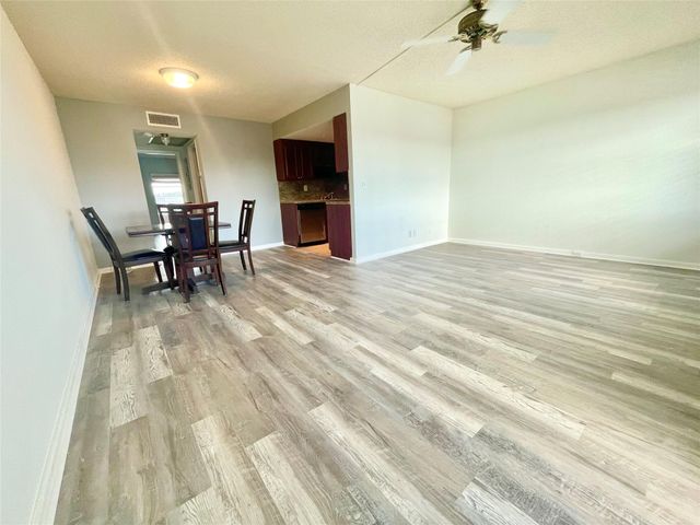 4024 Cambridge B 4024, Deerfield Beach, FL 33442