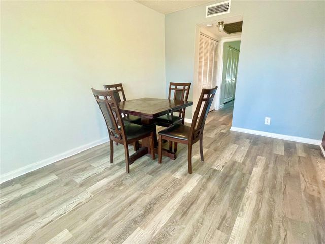 4024 Cambridge B 4024, Deerfield Beach, FL 33442