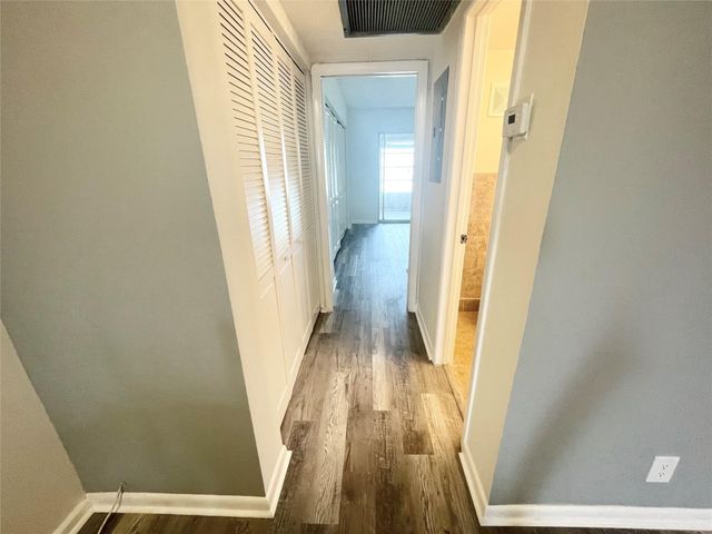 4024 Cambridge B 4024, Deerfield Beach, FL 33442