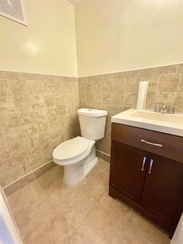 4024 Cambridge B 4024, Deerfield Beach, FL 33442