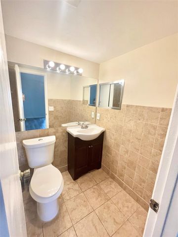 4024 Cambridge B 4024, Deerfield Beach, FL 33442