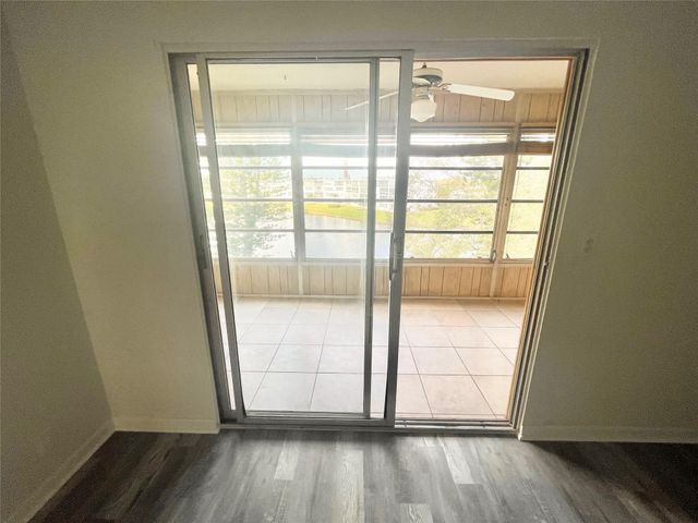 4024 Cambridge B 4024, Deerfield Beach, FL 33442