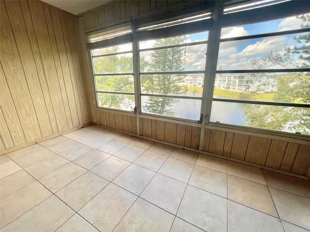 4024 Cambridge B 4024, Deerfield Beach, FL 33442