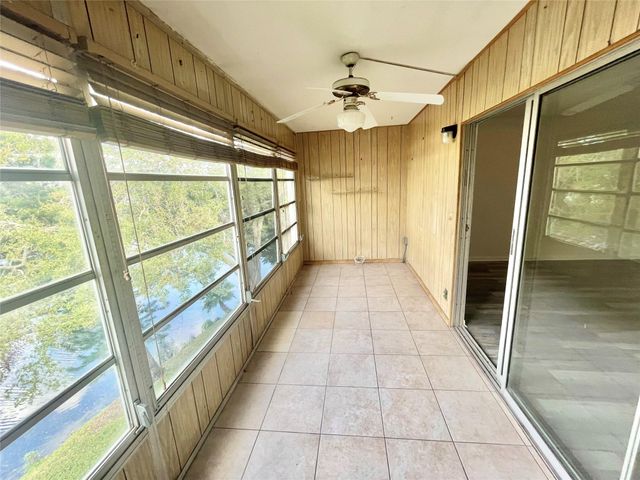 4024 Cambridge B 4024, Deerfield Beach, FL 33442