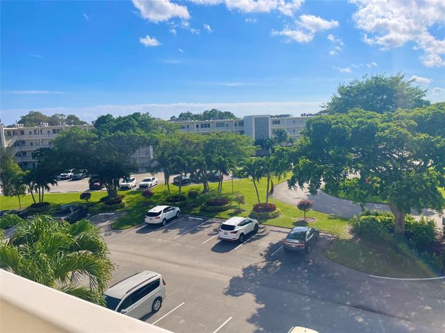 4024 Cambridge B 4024, Deerfield Beach, FL 33442