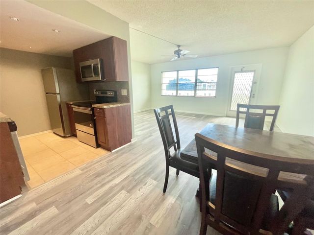 4024 Cambridge B 4024, Deerfield Beach, FL 33442