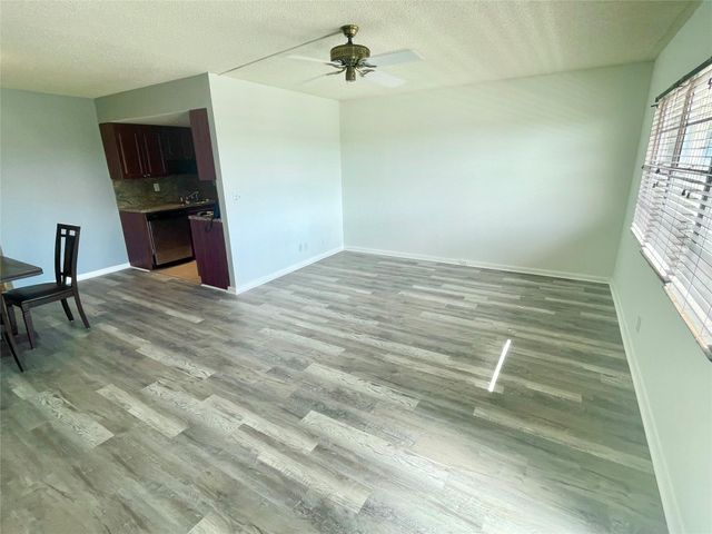 4024 Cambridge B 4024, Deerfield Beach, FL 33442