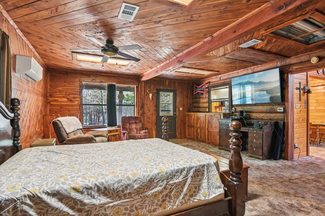 760 Rs County Road 3160, Emory, TX 75440