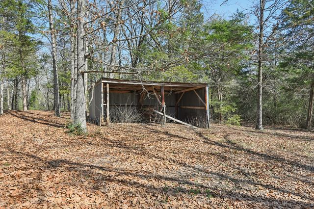 760 Rs County Road 3160, Emory, TX 75440