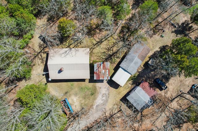 760 Rs County Road 3160, Emory, TX 75440