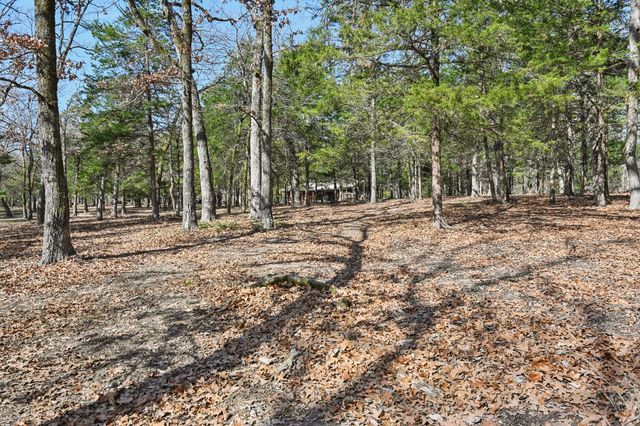 760 Rs County Road 3160, Emory, TX 75440