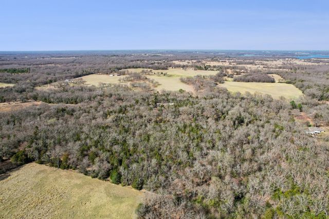 760 Rs County Road 3160, Emory, TX 75440