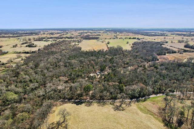 760 Rs County Road 3160, Emory, TX 75440