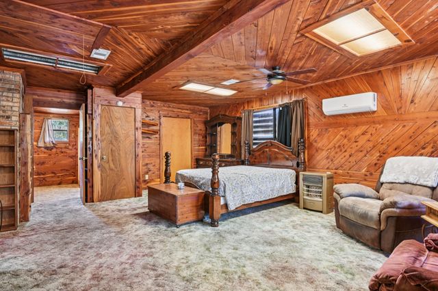 760 Rs County Road 3160, Emory, TX 75440