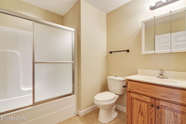 3136 Rugby Pike, Jamestown, TN 38556