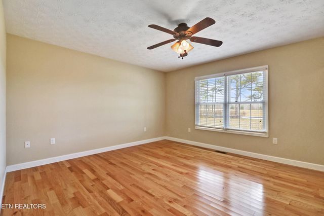 3136 Rugby Pike, Jamestown, TN 38556