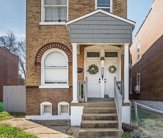3943 Ohio Avenue, St Louis, MO 63118