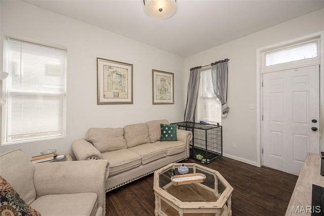 3943 Ohio Avenue, St Louis, MO 63118