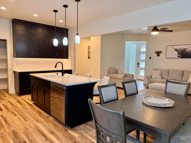 11224 White River St., Caldwell, ID 83605