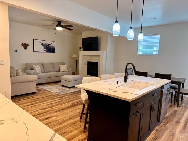 11224 White River St., Caldwell, ID 83605