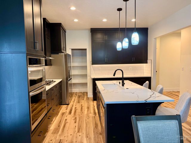 11224 White River St., Caldwell, ID 83605