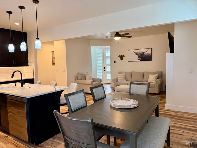 11224 White River St., Caldwell, ID 83605