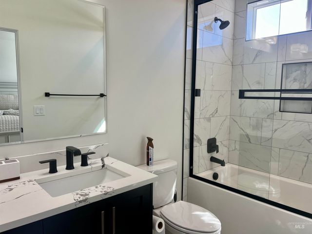 11224 White River St., Caldwell, ID 83605