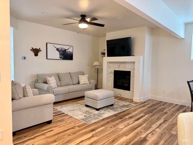 11224 White River St., Caldwell, ID 83605