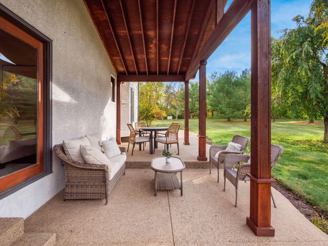 4980 Red Bank Road, Galena, OH 43021