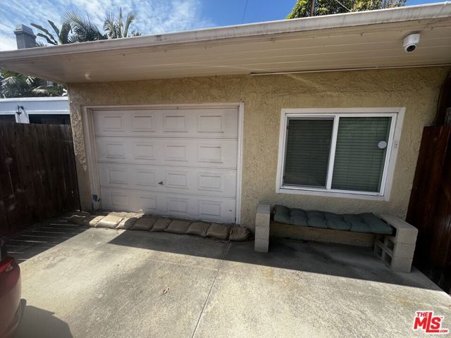317 University Drive, Costa Mesa, CA 92627