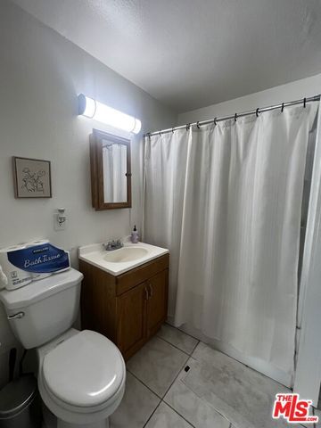 317 University Drive, Costa Mesa, CA 92627