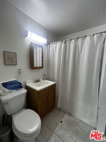 317 University Drive, Costa Mesa, CA 92627