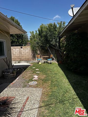 317 University Drive, Costa Mesa, CA 92627
