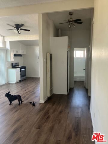 317 University Drive, Costa Mesa, CA 92627