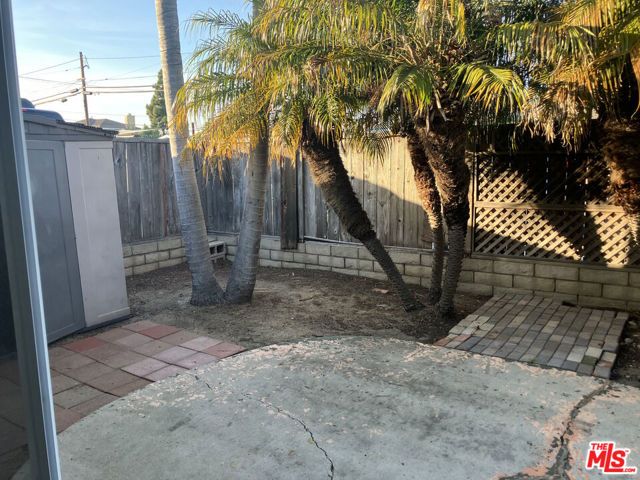 317 University Drive, Costa Mesa, CA 92627