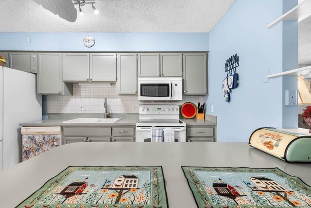 706 W BROCKTON PLACE, Sun City Center, FL 33573