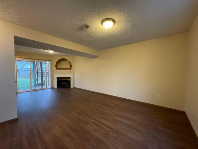 212 Charing Cross Street, Galloway, OH 43119