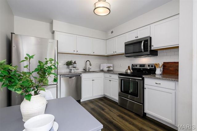 7415 Triwoods Drive D, St Louis, MO 63119