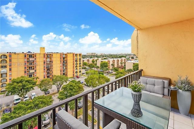 4801 NW 7th St 803-16, Miami, FL 33126