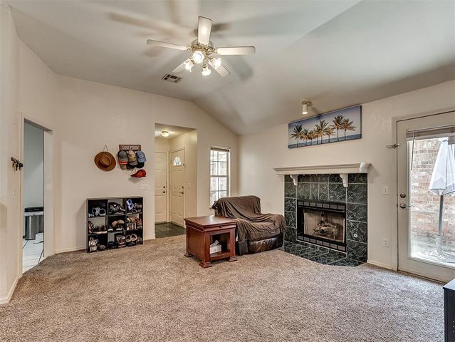 1325 White Oak Road, Moore, OK 73160