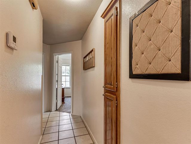 1325 White Oak Road, Moore, OK 73160
