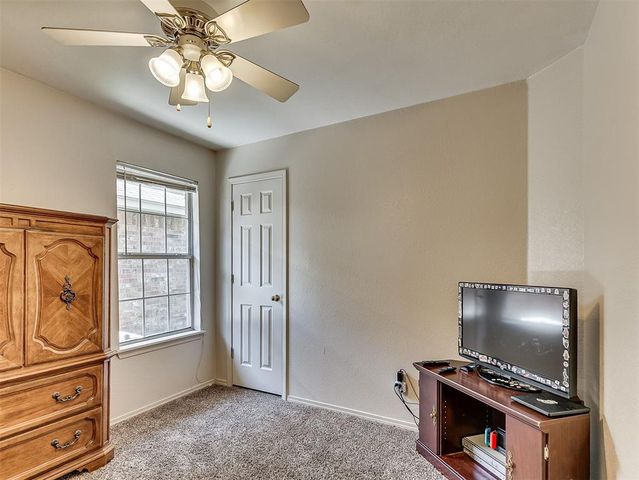 1325 White Oak Road, Moore, OK 73160