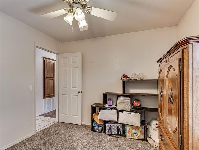 1325 White Oak Road, Moore, OK 73160