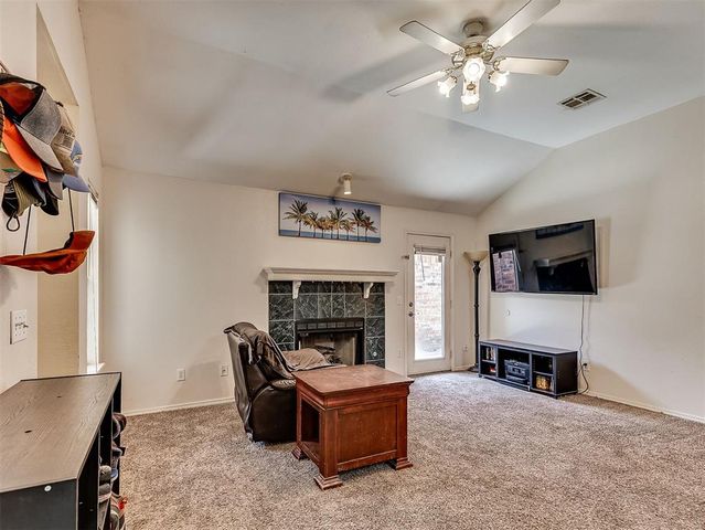1325 White Oak Road, Moore, OK 73160